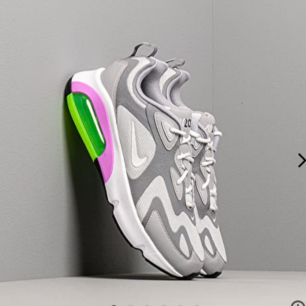 Nike Air Max 200’s